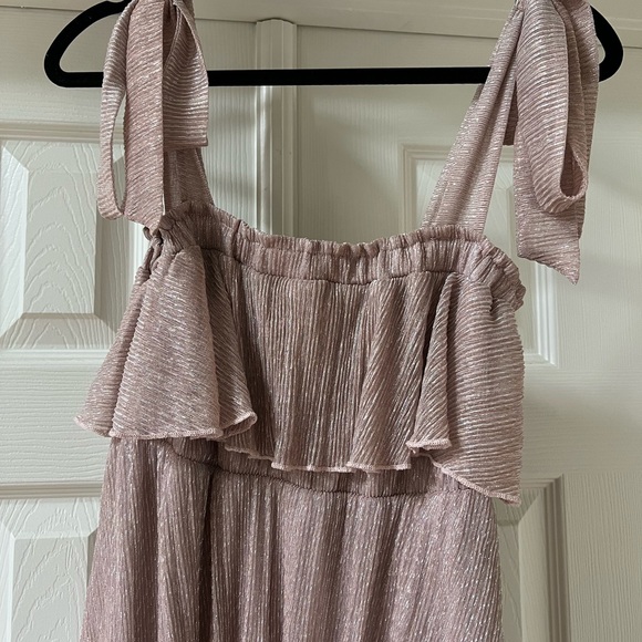 Show me your mumu bridesmaid dress. Magic Mauve Glitter Like new & dry cleaned. - Picture 2 of 4